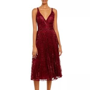 Elegant Burgundy Lace Midi Dress